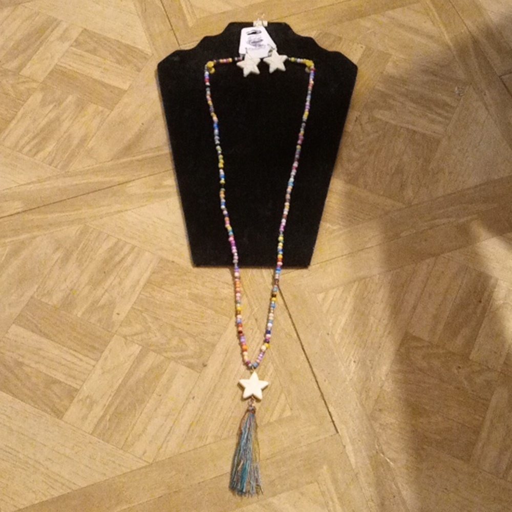 Jewelry - Picture 2 of 16